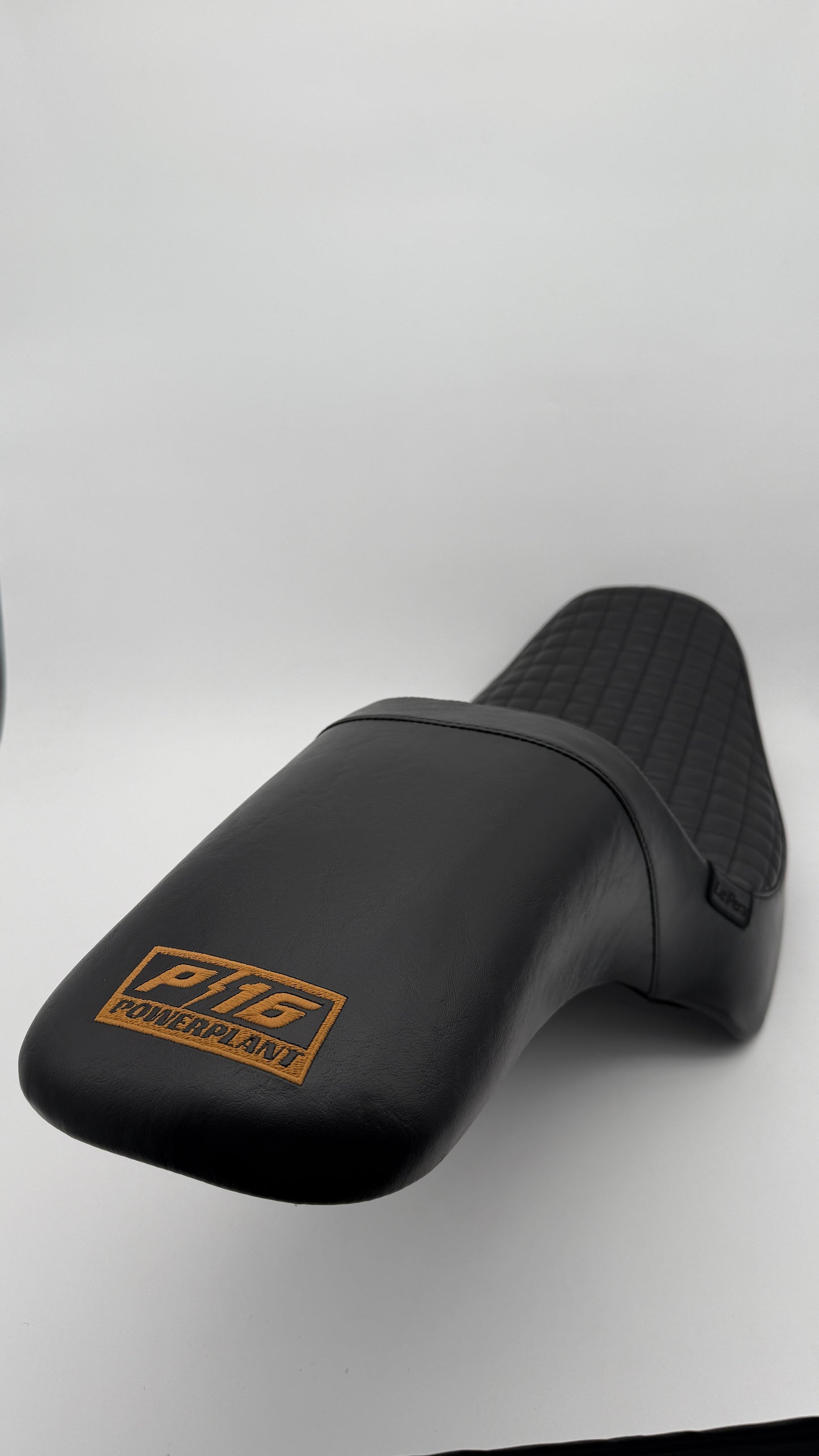 P16 X LE PERA SEAT