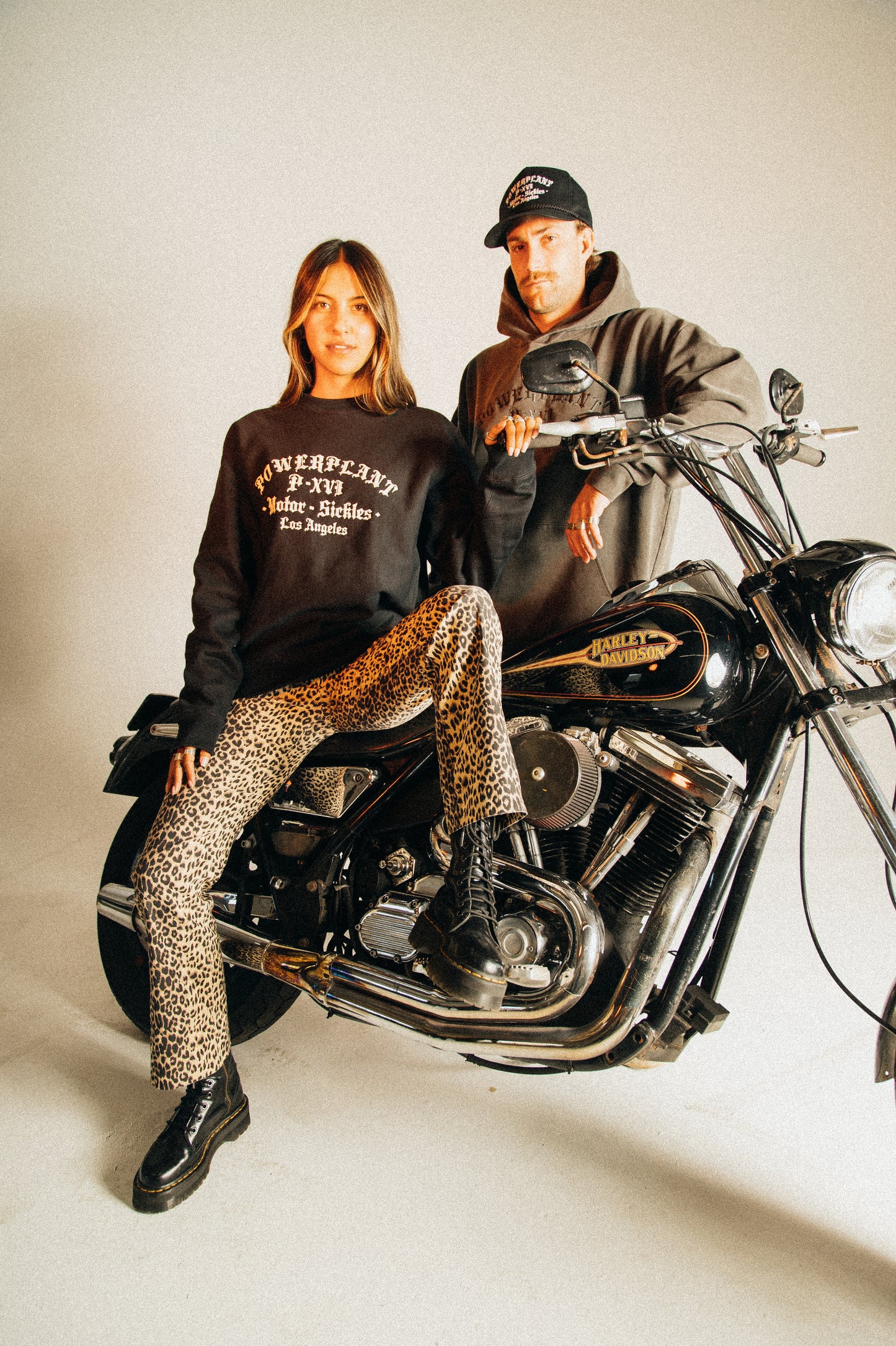 P16 Sickles Crewneck